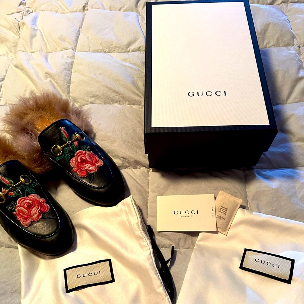 Gucci Black leather & fur Pink Floral Mules size 40 / 9.5